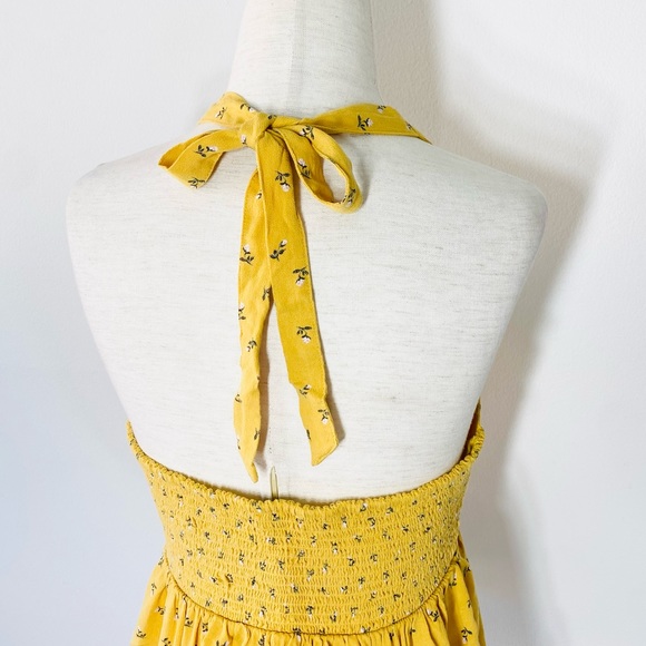 American Eagle floral halter peplum top - Picture 9 of 13